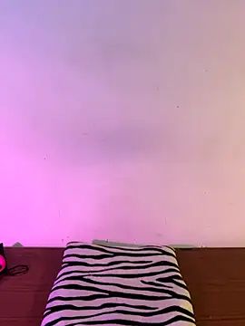 Felicia smok3 online show from 10-13-25, 01:29