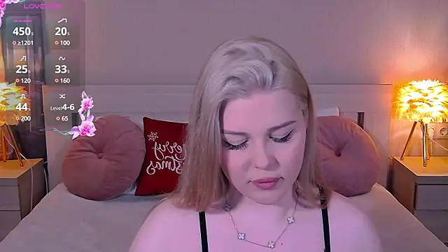 Snapshot of Alexis_Powell chatting on 12-30-24, 12:00 Alexis Powell online show from 12-30-24, 12:00