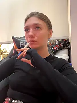 SwettyMolly online show from 09-16-25, 06:47