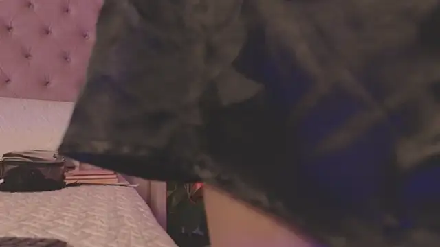  Linoshka 1 online show from 04-17-26, 08:22