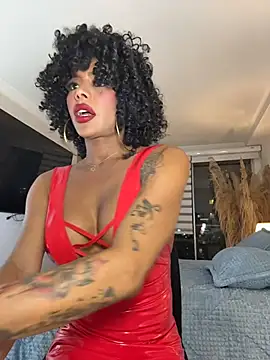 Snapshot of HOT_LADY_777 chatting on 06-13-26, 03:15 HOT LADY 777 online show from 06-13-26, 03:15
