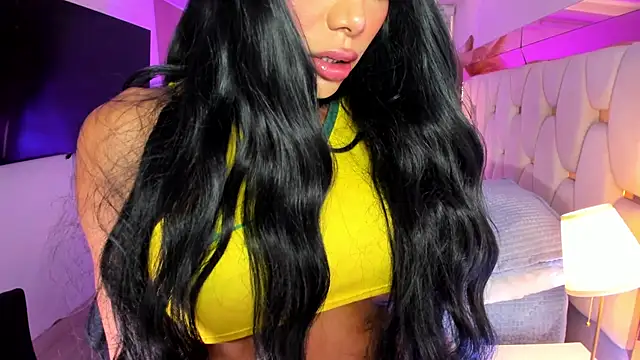 HOT LADY 777 online show from 06-19-26, 10:04