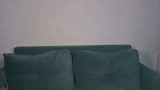 Snapshot of Ashley-Urban chatting on 04-20-26, 12:57 Ashley-Urban online show from 04-20-26, 12:57