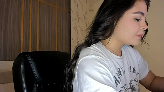 IsabellaAllen online show from 02-15-26, 12:11