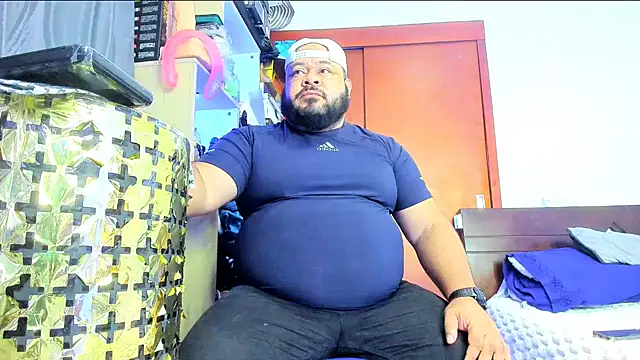 Latino bigcock online show from 07-12-26, 07:37