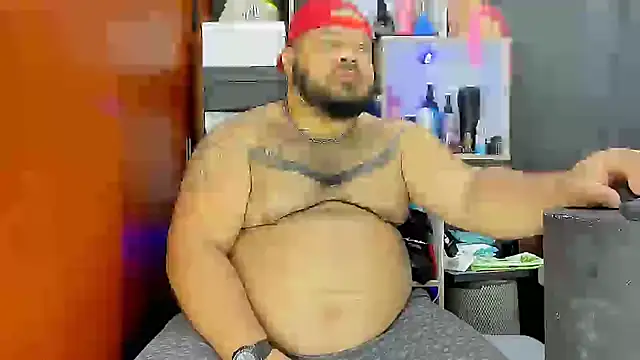 Snapshot of Latino_bigcock chatting on 03-09-25, 06:21 Latino bigcock online show from 03-09-25, 06:21