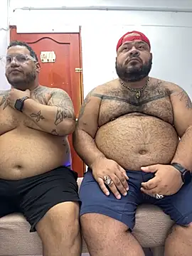 Snapshot of Latino_bigcock chatting on 09-30-25, 10:38 Latino bigcock online show from 09-30-25, 10:38