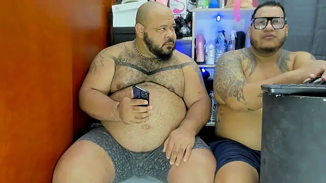 Snapshot of Latino_bigcock chatting on 02-18-25, 04:03 Latino bigcock online show from 02-18-25, 04:03