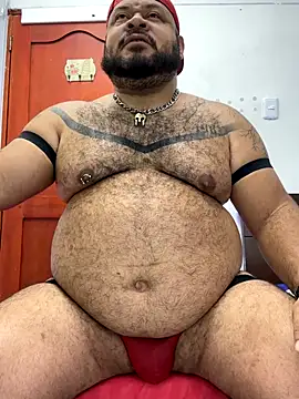 Snapshot of Latino_bigcock chatting on 09-18-25, 10:46 Latino bigcock online show from 09-18-25, 10:46