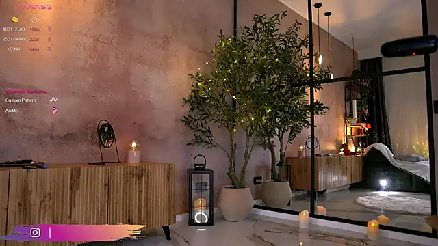 Serene Sophiex online show from 11-24-25, 09:59