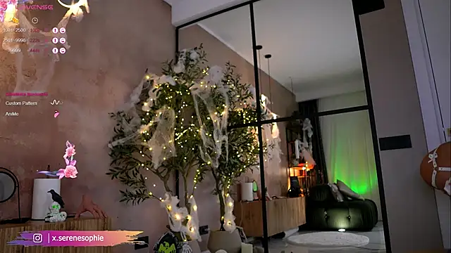 Serene Sophiex online show from 10-17-25, 09:27