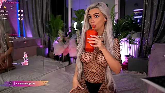 Serene Sophiex online show from 03-04-25, 08:49