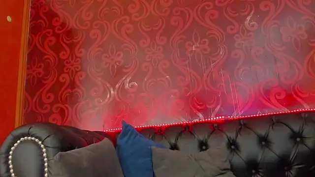 Snapshot of katie_morgan1 chatting on 01-29-25, 11:25 katie morgan1 online show from 01-29-25, 11:25