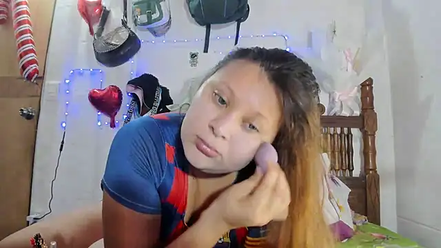 Snapshot of SofiaOlivares chatting on 03-10-25, 06:12 SofiaOlivares online show from 03-10-25, 06:12