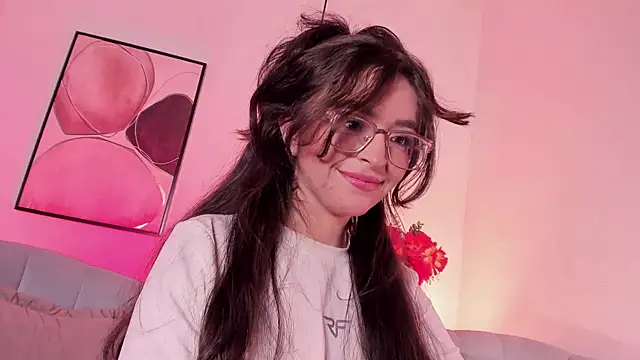 Eva Macalliter online show from 03-27-26, 08:26