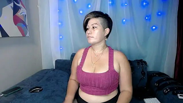 Sunny rayz  online show from 04-12-26, 09:23