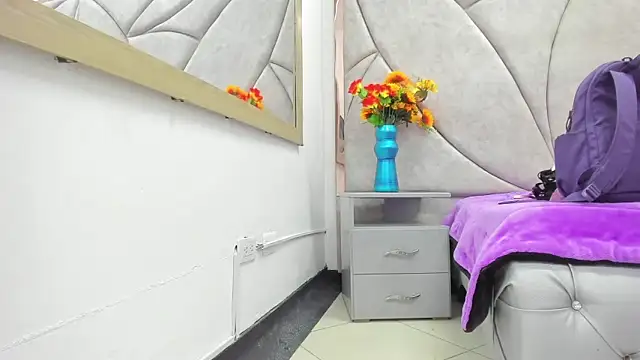 HornySlut69  online show from 12-04-25, 12:37