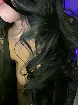 Snapshot of blacktourmaline- chatting on 02-09-25, 11:04 blacktourmaline- online show from 02-09-25, 11:04