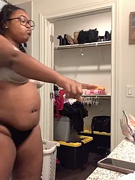 SweetHoneyBunz online show from 07-11-26, 03:01