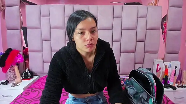 Snapshot of Bich_Anal_ chatting on 02-25-25, 01:53 Bich Anal online show from 02-25-25, 01:53