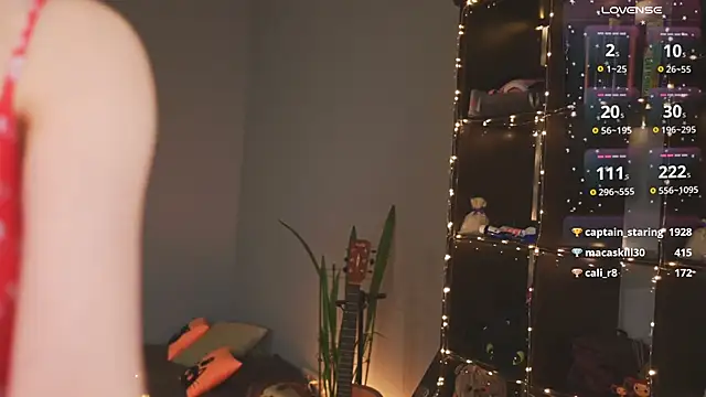 Snapshot of bananya_kitty chatting on 12-13-24, 12:20 bananya kitty online show from 12-13-24, 12:20