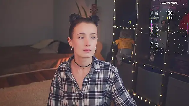 Snapshot of bananya_kitty chatting on 03-18-25, 01:35 bananya kitty online show from 03-18-25, 01:35