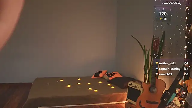 Snapshot of bananya_kitty chatting on 12-05-24, 03:42 bananya kitty online show from 12-05-24, 03:42