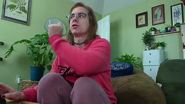 Linzy 19 online show from 02-11-26, 04:07