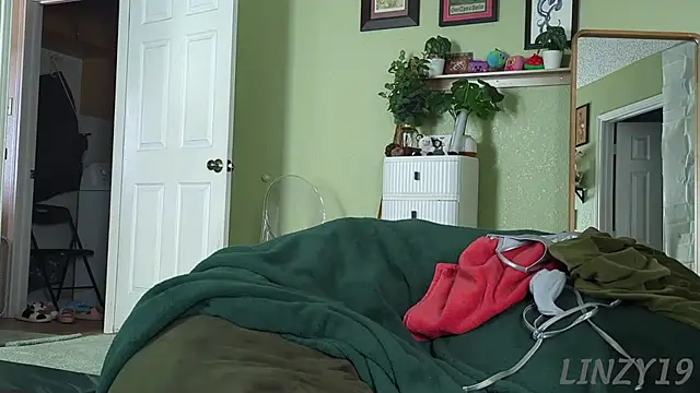 Linzy 19 online show from 01-07-26, 07:30