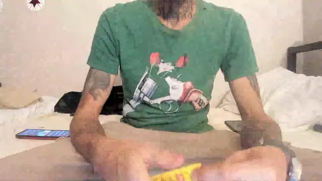 RoosterWabbit online show from 10-25-25, 10:47