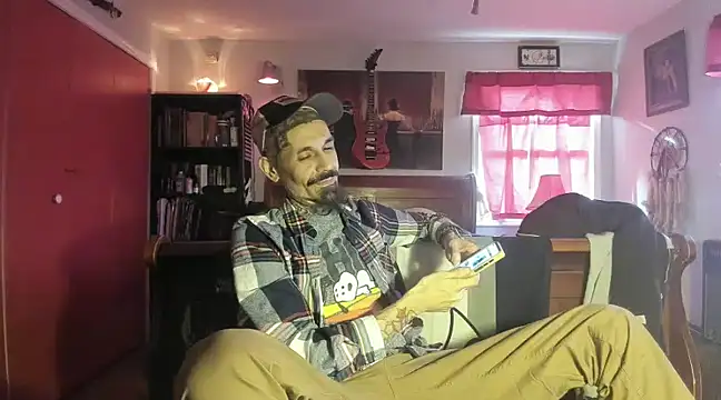 RoosterWabbit online show from 01-15-25, 07:23