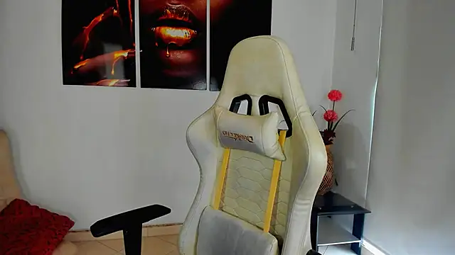 ScarlettMalbec online show from 10-24-25, 09:03