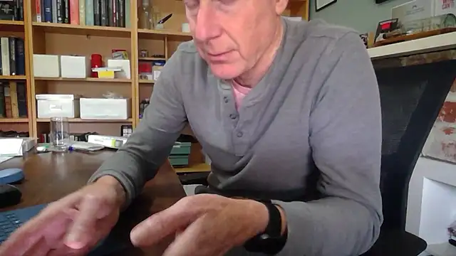 jiggy77777 online show from 10-09-25, 02:56