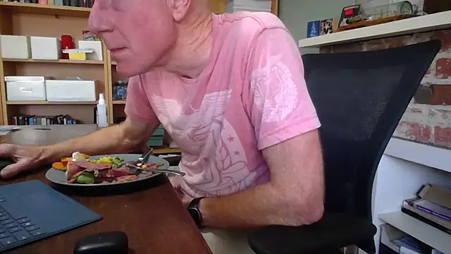 jiggy77777 online show from 10-15-25, 01:59