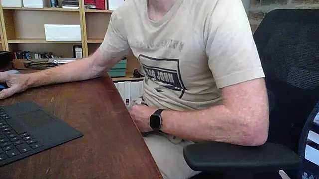 jiggy77777 online show from 02-24-25, 05:22