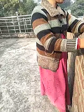 COUPLLE VILLAGE online show from 11-30-25, 03:29