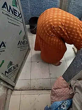 COUPLLE VILLAGE online show from 04-10-26, 03:13