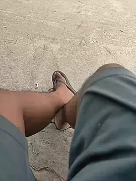 Snapshot of COUPLLE_VILLAGE chatting on 05-15-26, 01:47 COUPLLE VILLAGE online show from 05-15-26, 01:47