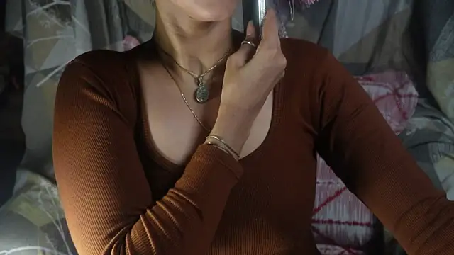 -AyeshaSinghania- online show from 11-01-25, 08:30