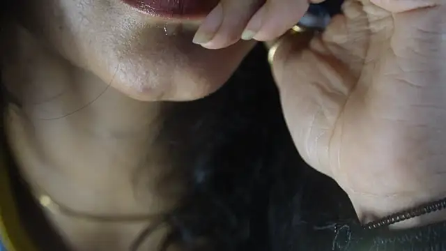 Snapshot of -AyeshaSinghania- chatting on 09-29-25, 05:07 -AyeshaSinghania- online show from 09-29-25, 05:07