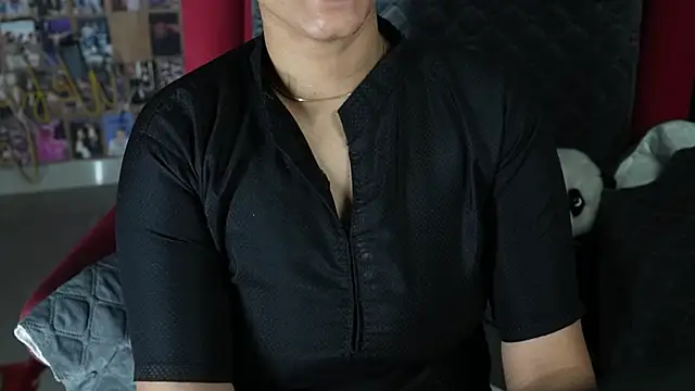 Snapshot of -AyeshaSinghania- chatting on 01-28-25, 05:03 -AyeshaSinghania- online show from 01-28-25, 05:03