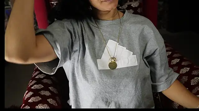 Snapshot of -AyeshaSinghania- chatting on 03-06-25, 07:47 -AyeshaSinghania- online show from 03-06-25, 07:47