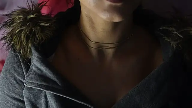 -AyeshaSinghania- online show from 12-01-25, 03:46