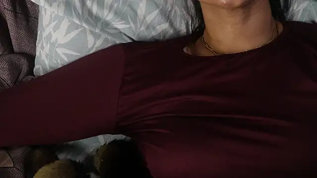 Snapshot of -AyeshaSinghania- chatting on 09-18-25, 08:39 -AyeshaSinghania- online show from 09-18-25, 08:39