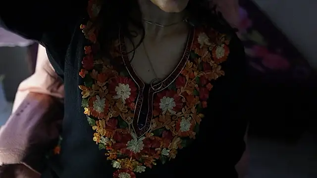 -AyeshaSinghania- online show from 02-07-26, 06:43