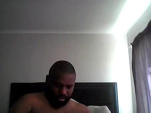 Snapshot of Yardie_bone chatting on 04-02-26, 12:45 Yardie bone online show from 04-02-26, 12:45