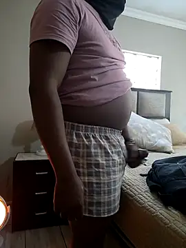 Snapshot of Yardie_bone chatting on 07-01-26, 01:44 Yardie bone online show from 07-01-26, 01:44