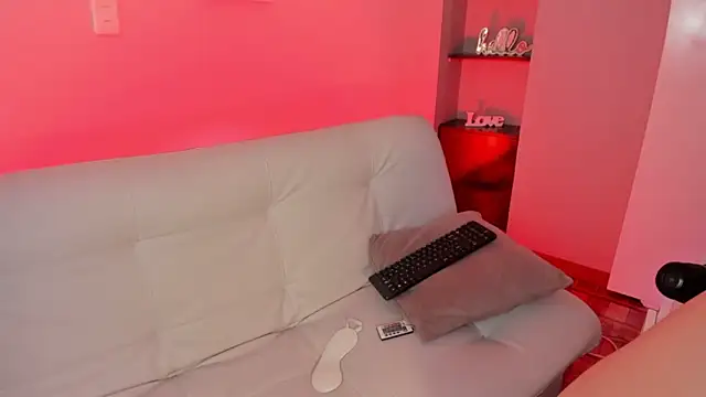 emily roberts1 online show from 02-27-25, 03:48