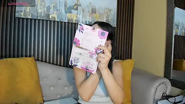 emily roberts1 online show from 09-24-25, 12:55