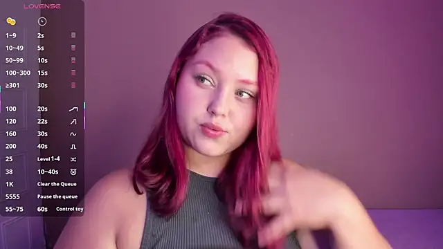 YuliCardona  online show from 10-17-25, 07:48